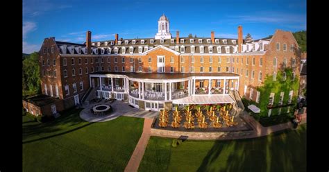 THE OTESAGA RESORT HOTEL .